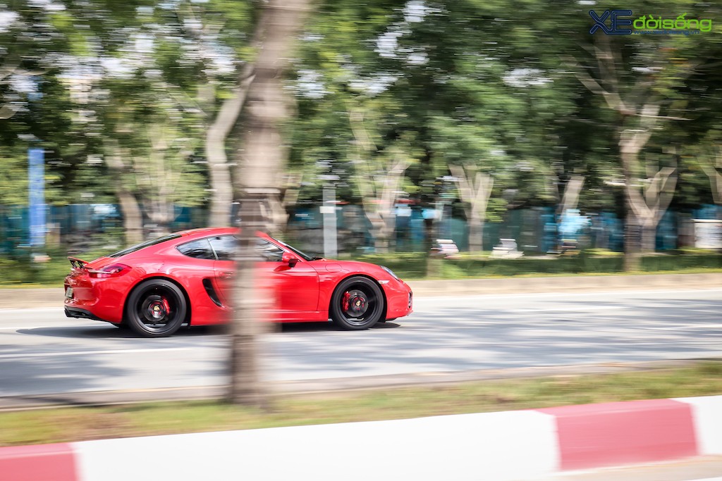 Hậu giãn cách, câu lạc bộ Porsche Sài Gòn “nguyên team ra đường hết” họp mặt trong nắng Thu Sài Gòn ảnh 13