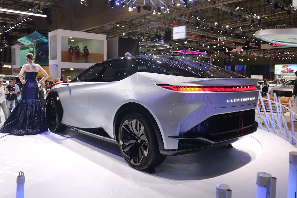 Lexus Việt Nam trưng bày xe concept LF-Z Electrified  đậm chất tương lai ảnh 7