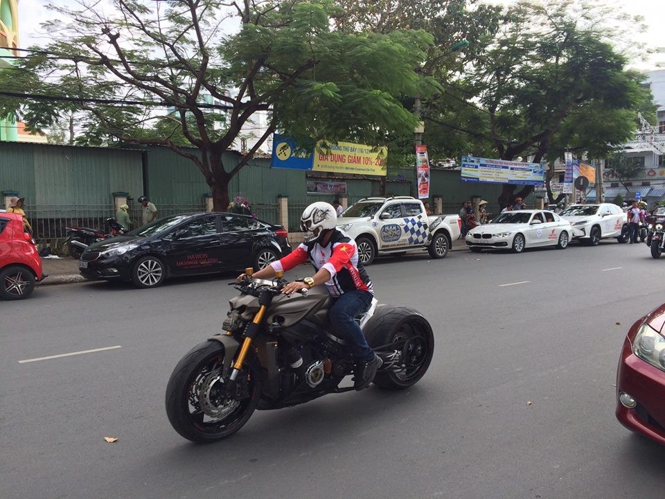Hàng trăm mô tô PKL diễu hành mừng Hội Cần Thơ MotoBike sinh nhật lần 3 ảnh 15