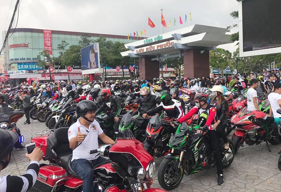 Hàng trăm mô tô PKL diễu hành mừng Hội Cần Thơ MotoBike sinh nhật lần 3 ảnh 6