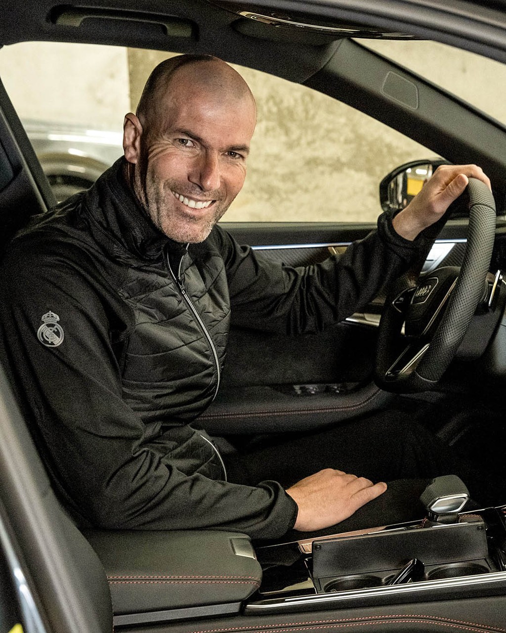 Dàn cầu thủ FC Real Madrid lại được tặng loạt xe Audi “hàng hot” trước mùa giải mới ảnh 12