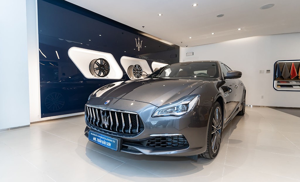 Diễn viên Trần Bảo Sơn tậu Maserati Quattroporte giá gần 9 tỷ đồng ảnh 6