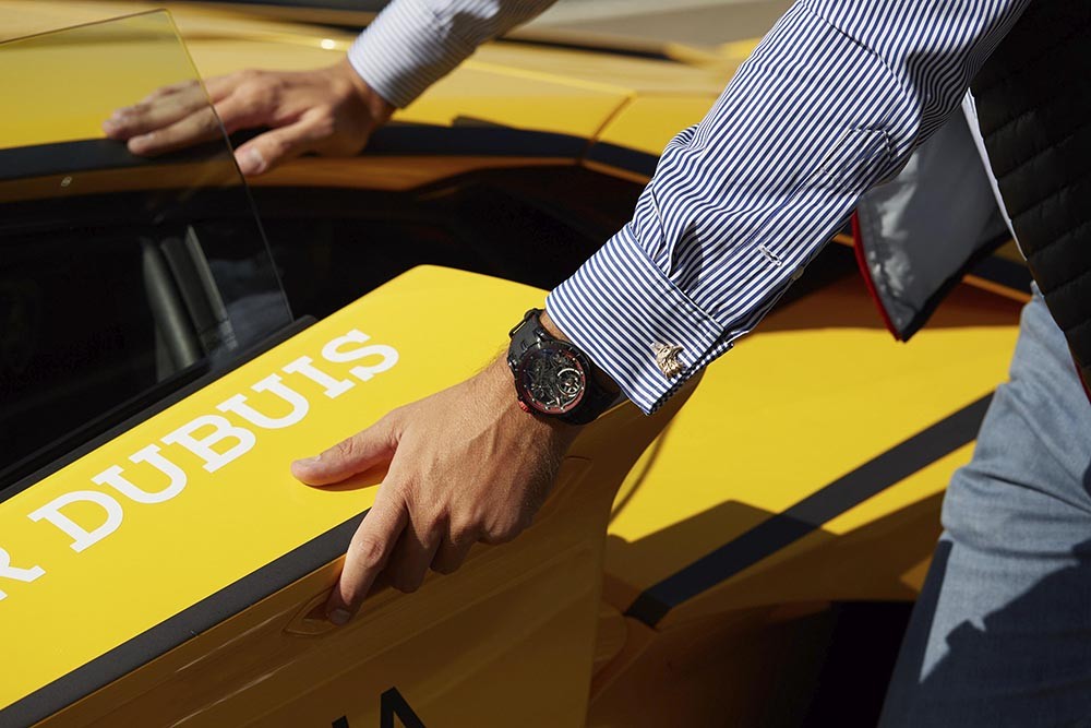 Đồng hồ Roger Dubuis Lamborghini Aventador S giá hơn 4 tỉ đồng ảnh 13