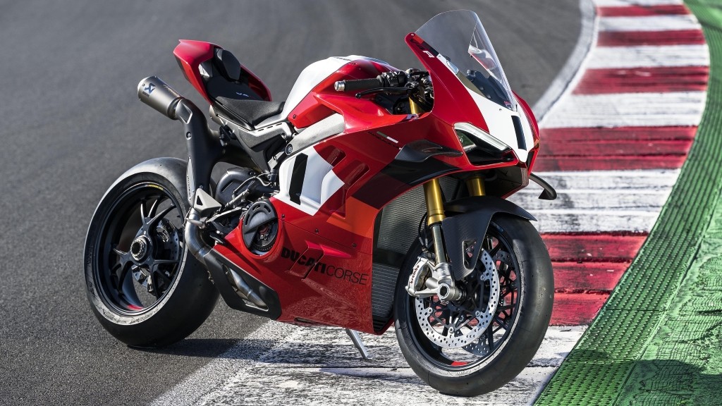 EICMA 2017 Ducati ra mắt Panigale V4 sportbike thay thế cho 1299 động  cơ công nghệ MotoGP