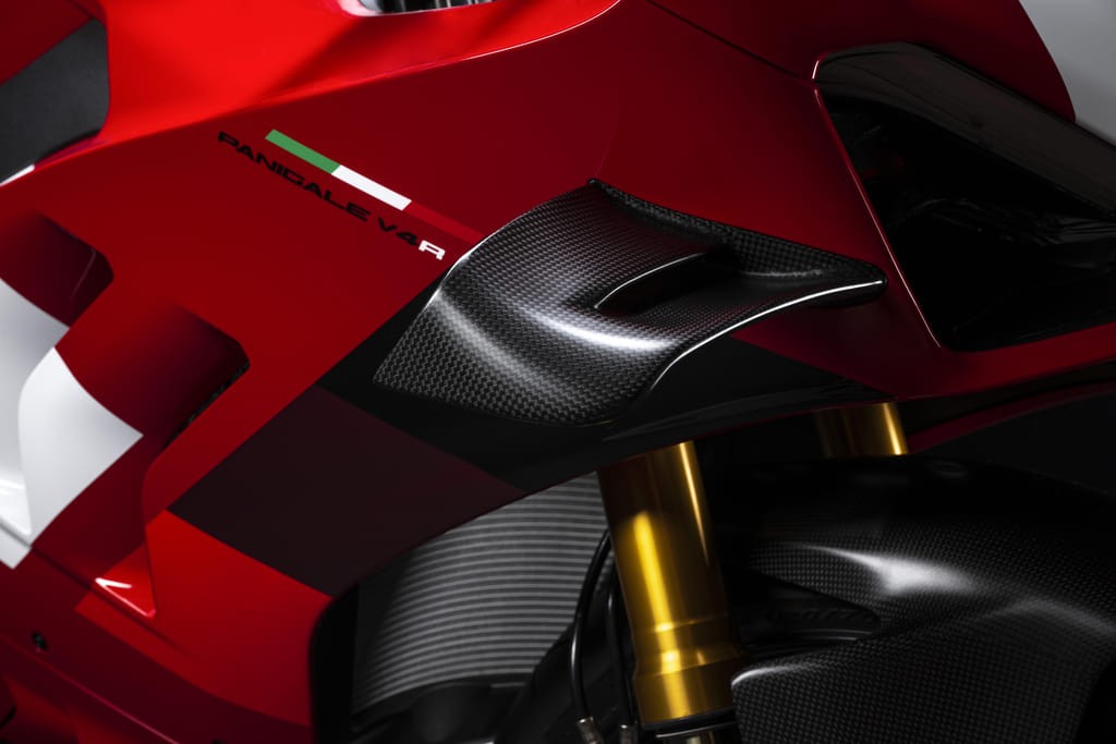 Ra mắt siêu phẩm Ducati Panigale V4 R 2023 nâng cấp với động cơ mạnh nhất từ trước tới nay ảnh 12