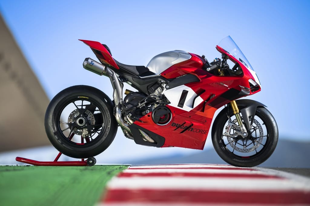 Ra mắt siêu phẩm Ducati Panigale V4 R 2023 nâng cấp với động cơ mạnh nhất từ trước tới nay ảnh 13