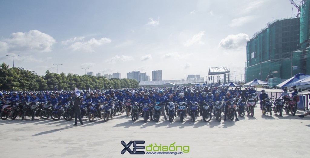 Hàng ngàn xe Yamaha Exciter xếp hình lập kỷ lục thế giới ảnh 5