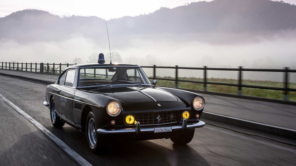 “Chất chơi” như cảnh sát Ý: gần 60 năm trước đã chạy siêu xe Ferrari săn đuổi tội phạm! ảnh 18