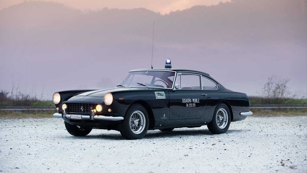 “Chất chơi” như cảnh sát Ý: gần 60 năm trước đã chạy siêu xe Ferrari săn đuổi tội phạm! ảnh 10