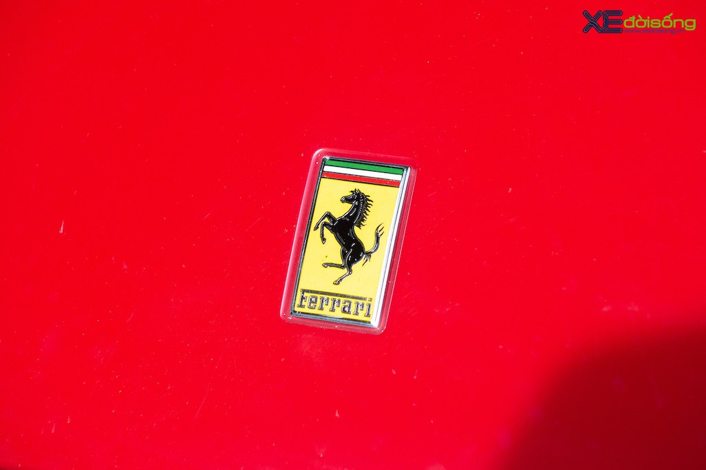 Dạo một vòng Ferrari 812 Superfast – “siêu ngựa” hàng hiếm tại Việt Nam ảnh 7