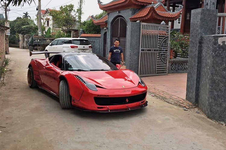 Cặp đôi Ferrari độ “khủng” nhất Việt Nam tái xuất trên “đường làng”, nổi bật bởi ngoại thất nâng cấp tiền tỷ ảnh 8