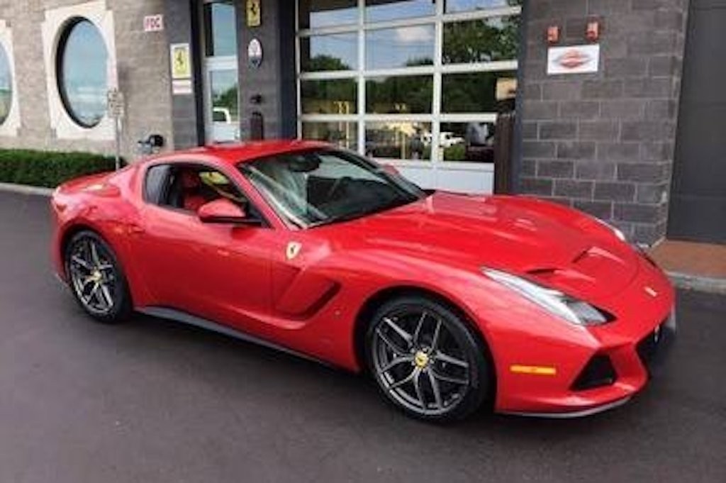 Phát thèm với những siêu phẩm Ferrari hàng thửa, đại gia “tiền tấn” chưa chắc đã mua được! ảnh 7