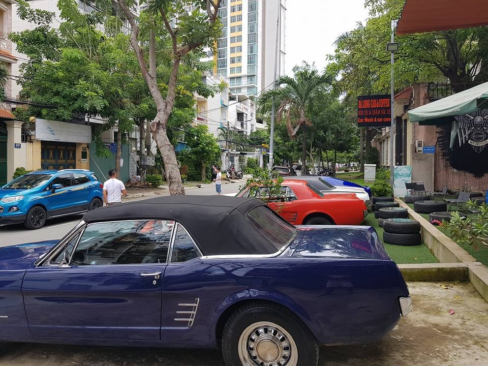 Loạt xe cổ Ford Mustang và Mercury Cougar hội tụ ở Sài Gòn ảnh 4