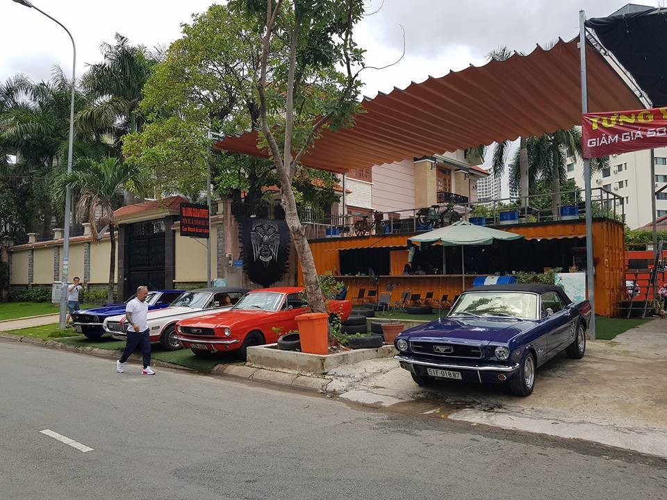 Loạt xe cổ Ford Mustang và Mercury Cougar hội tụ ở Sài Gòn ảnh 7