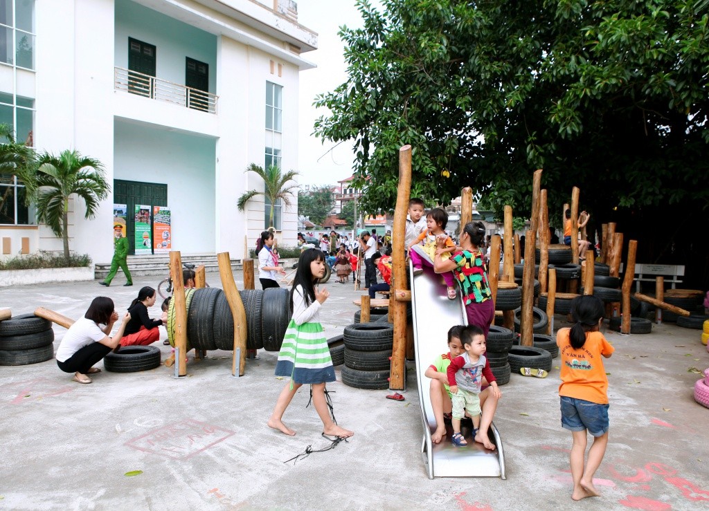 Ford Việt Nam xây dựng sân chơi tái chế “xanh” cho trẻ em ảnh 5