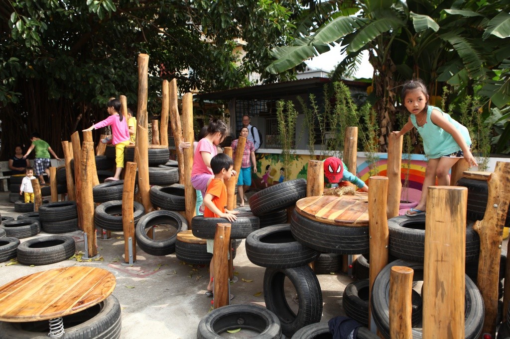 Ford Việt Nam xây dựng sân chơi tái chế “xanh” cho trẻ em ảnh 1