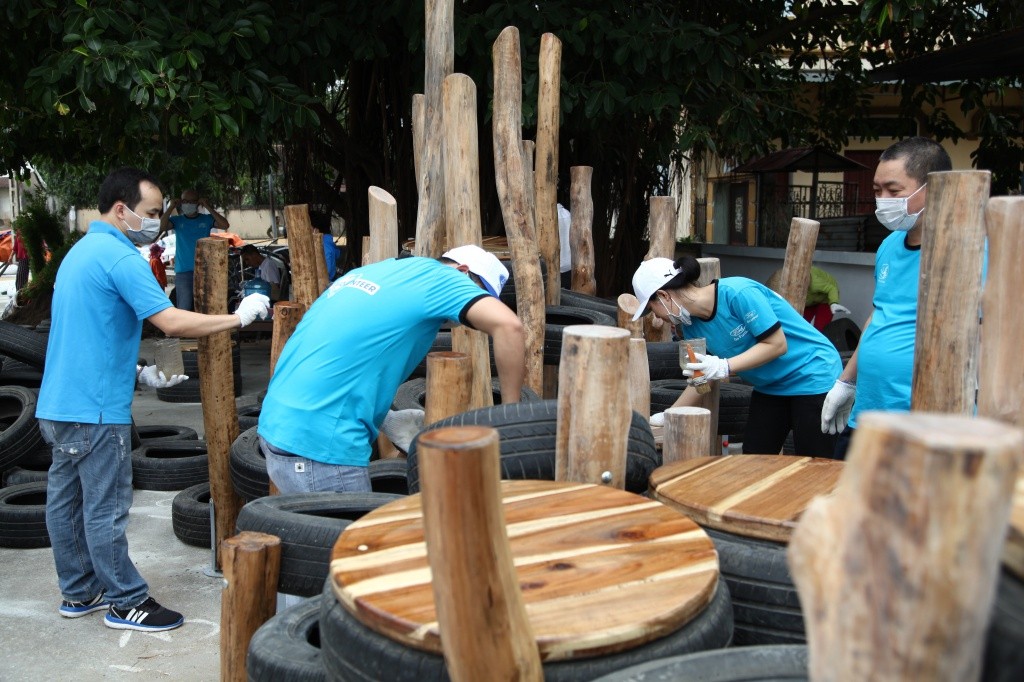 Ford Việt Nam xây dựng sân chơi tái chế “xanh” cho trẻ em ảnh 4