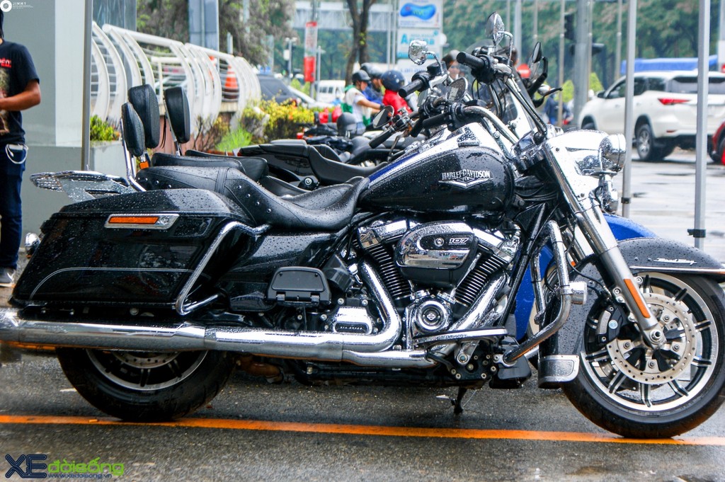 Harley-Davidson of Saigon tổ chức tập kỹ năng lái mô tô trong mưa ảnh 1