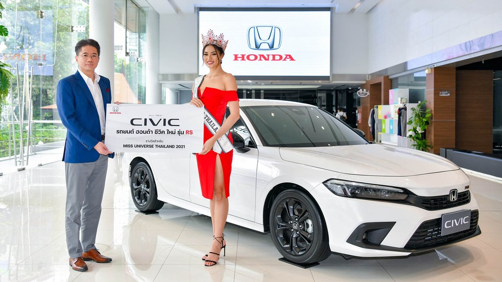 Hoa hậu Hoàn vũ Thái Lan 2021 được tặng xe Honda Civic RS thế hệ mới ảnh 3