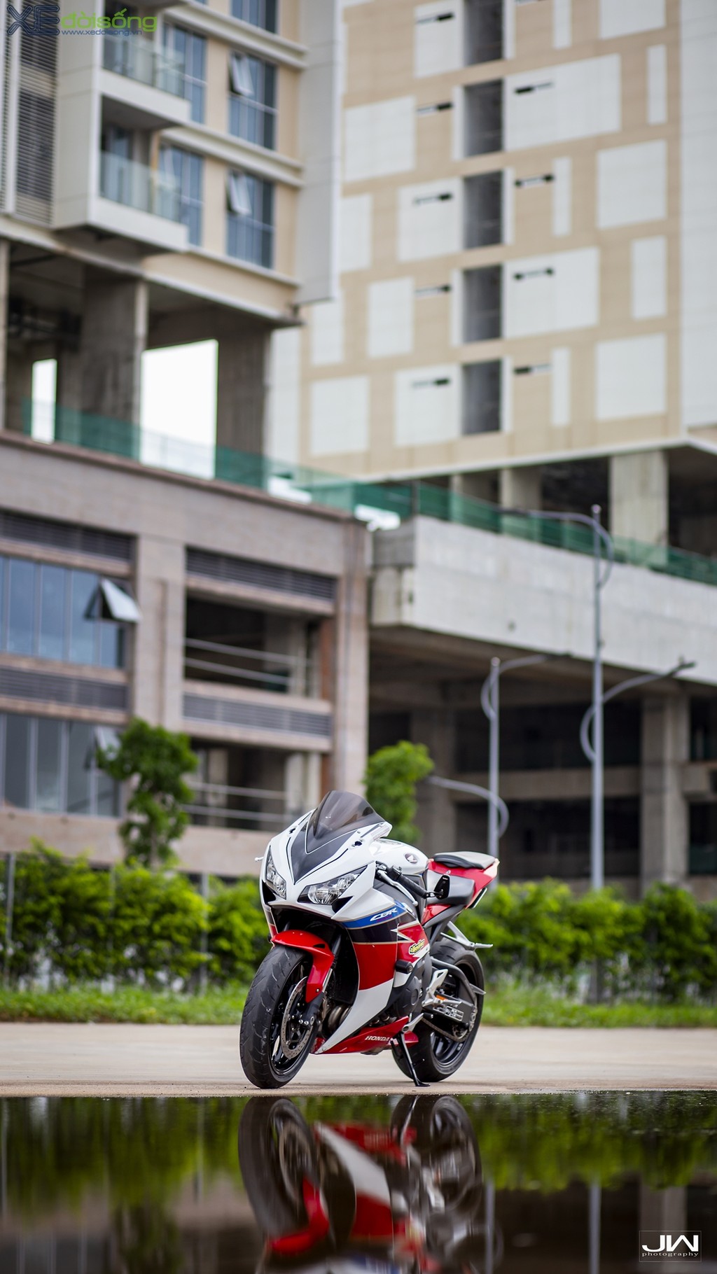 Honda CBR1000RR, cỗ máy thoả đam mê của chàng sinh viên đại học ảnh 9