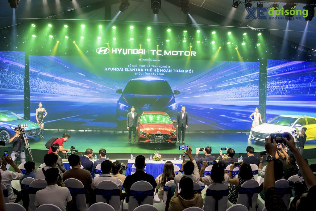 Ra mắt Hyundai Elantra thế hệ mới tại Việt Nam: 4 phiên bản, giá khởi điểm chỉ từ 599 - 799 triệu đồng ảnh 1