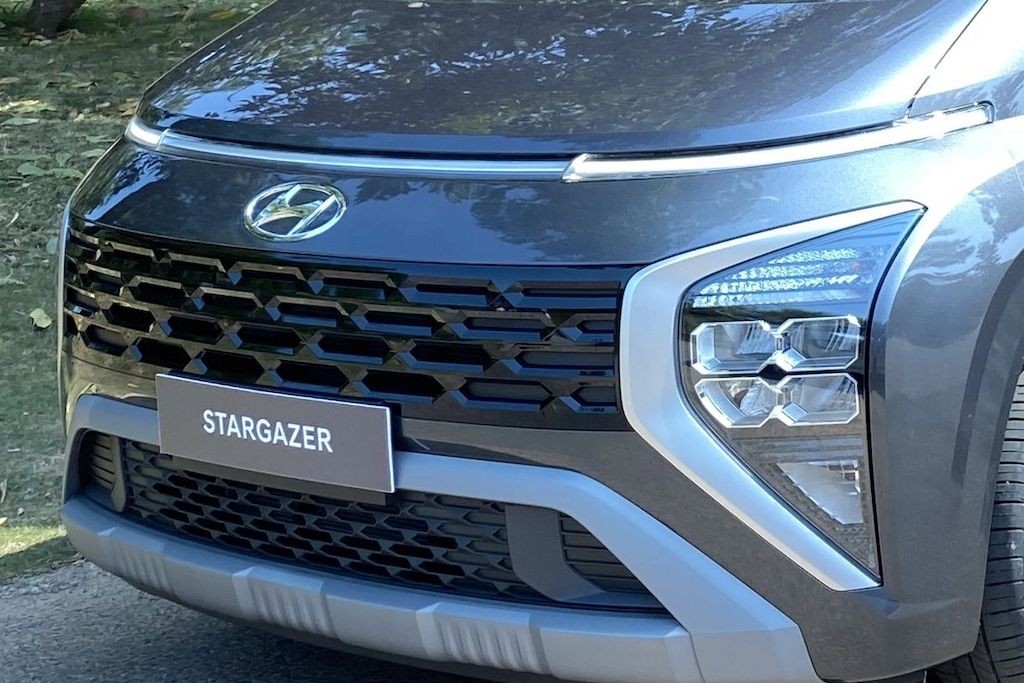 Sát giờ ra mắt, Hyundai Stargazer lại tiếp tục lộ ảnh tại Việt Nam: Vẫn có pha LED và gói SmartSense như Indonesia? ảnh 3