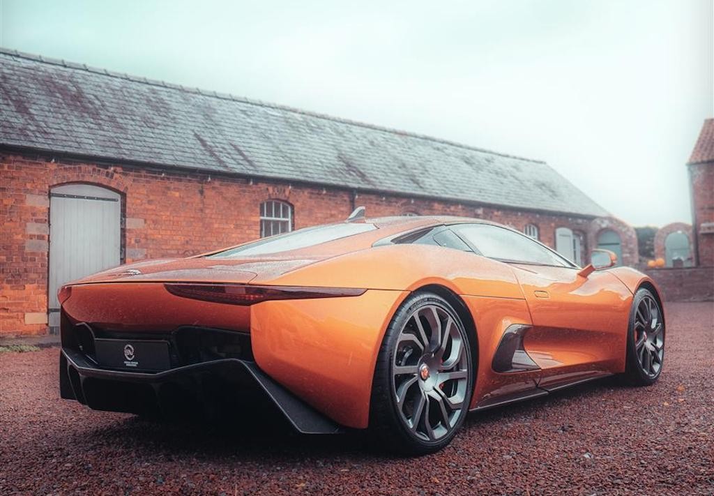 Diện kiến siêu xe Jaguar C-X75 của “boss cuối” trong phim James Bond Spectre, 27 tỷ mà nội thất chắp vá thua “xe cỏ“! ảnh 3