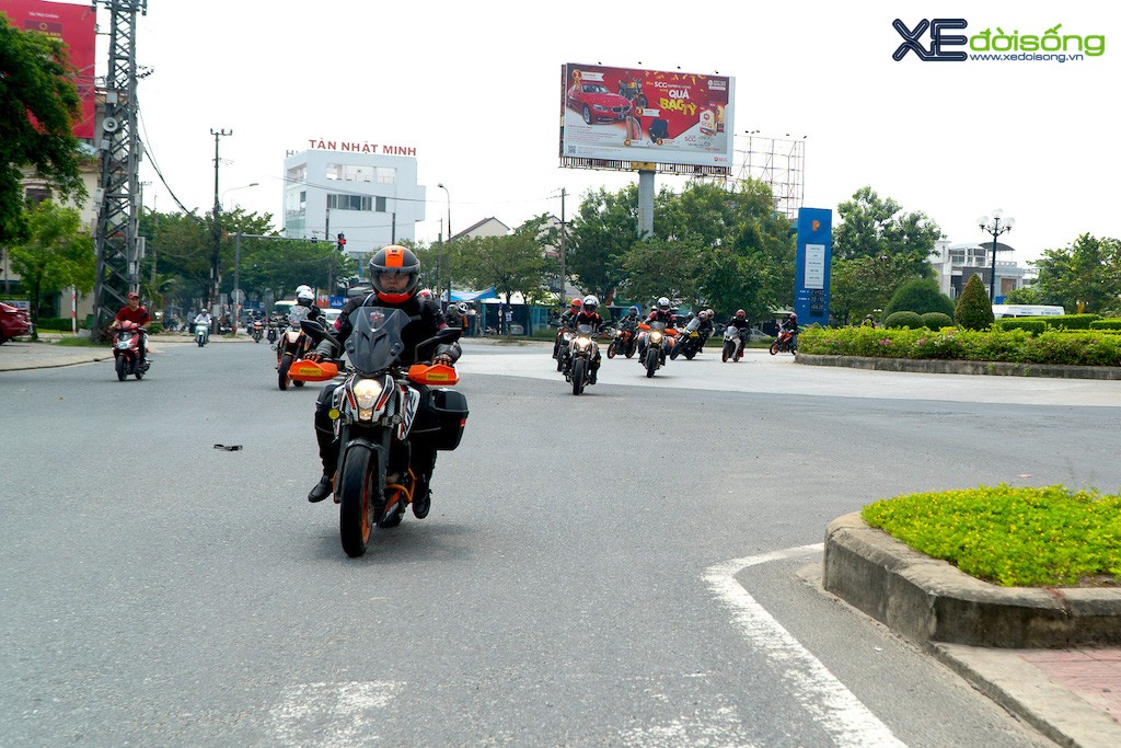 Người đam mê mô tô KTM 3 miền ở Việt Nam hội tụ tại “Hành trình Cam“ ảnh 7