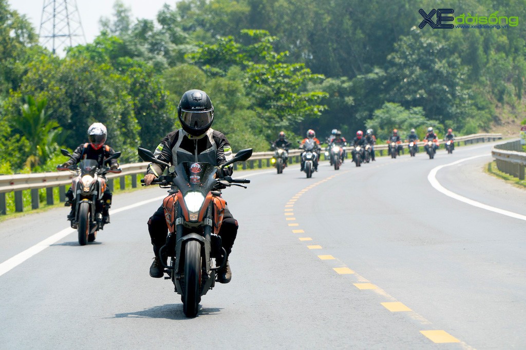 Người đam mê mô tô KTM 3 miền ở Việt Nam hội tụ tại “Hành trình Cam“ ảnh 11
