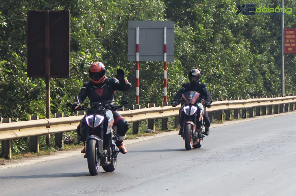 Người đam mê mô tô KTM 3 miền ở Việt Nam hội tụ tại “Hành trình Cam“ ảnh 2