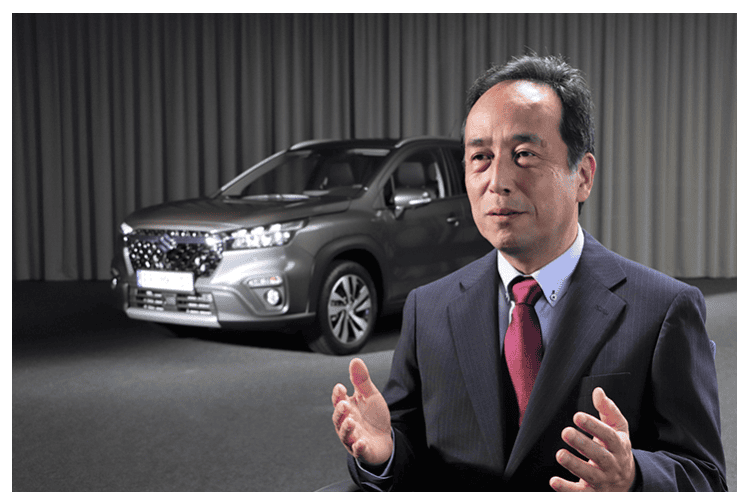 Các kỹ sư thiết kế “phán” gì về Suzuki S-Cross mới? ảnh 1