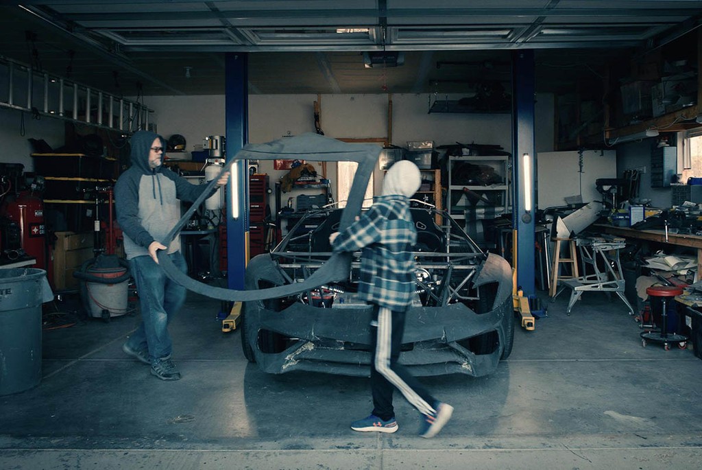 Cha con mê Lamborghini chế xe Aventador SV replica và món quà Giáng sinh ngọt ngào ảnh 4
