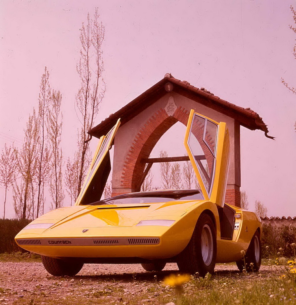 Chiếc Lamborghini năm xưa mà chúng ta từng mơ mộng giờ đã tròn 50 tuổi! ảnh 5