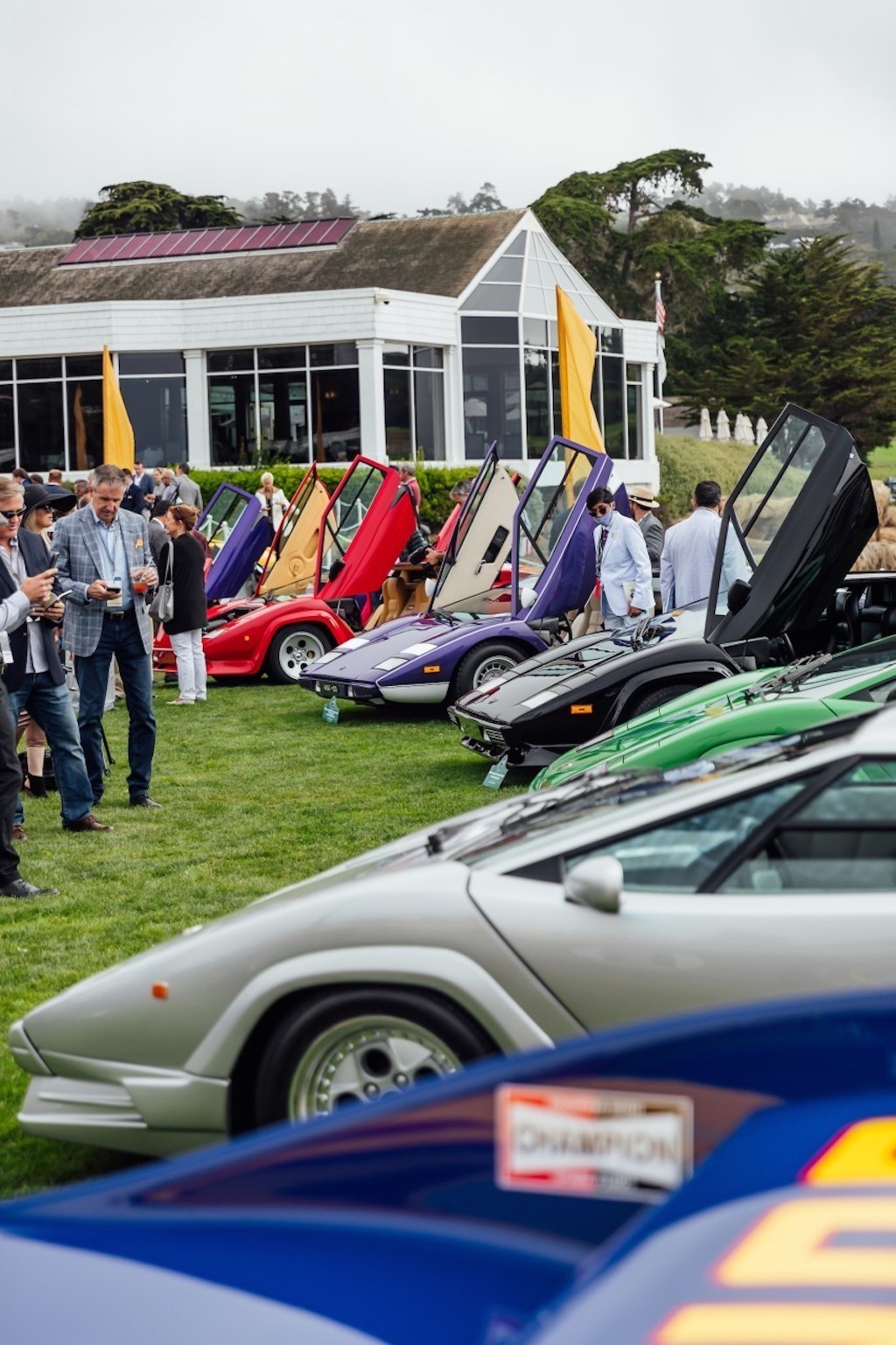Kỷ niệm 50 năm, dàn siêu xe Lamborghini Countach “bung lụa” khoe dáng tại lễ hội quý tộc Pebble Beach Concours d'Elegance ảnh 9