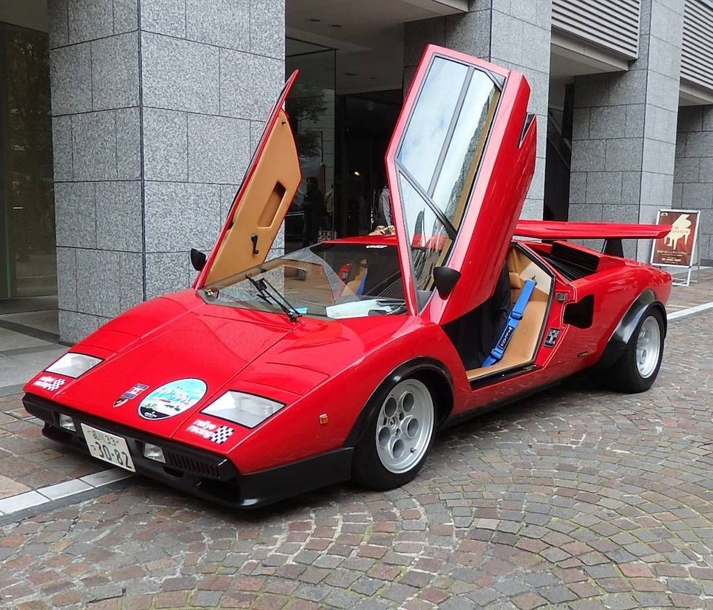 Nhờ một đại gia chịu chơi, cả Lamborghini và dòng siêu xe Countach đã sống sót qua thập niên 80 như thế nào? ảnh 13