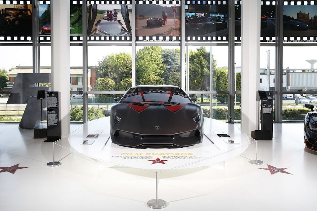 Ngắm loạt siêu xe Lamborghini kinh điển trong các siêu phẩm điện ảnh ảnh 8
