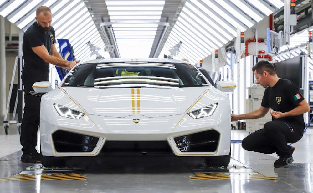 Giáo Hoàng Francis được tặng siêu xe Lamborghini Huracan “hàng thửa“ ảnh 2