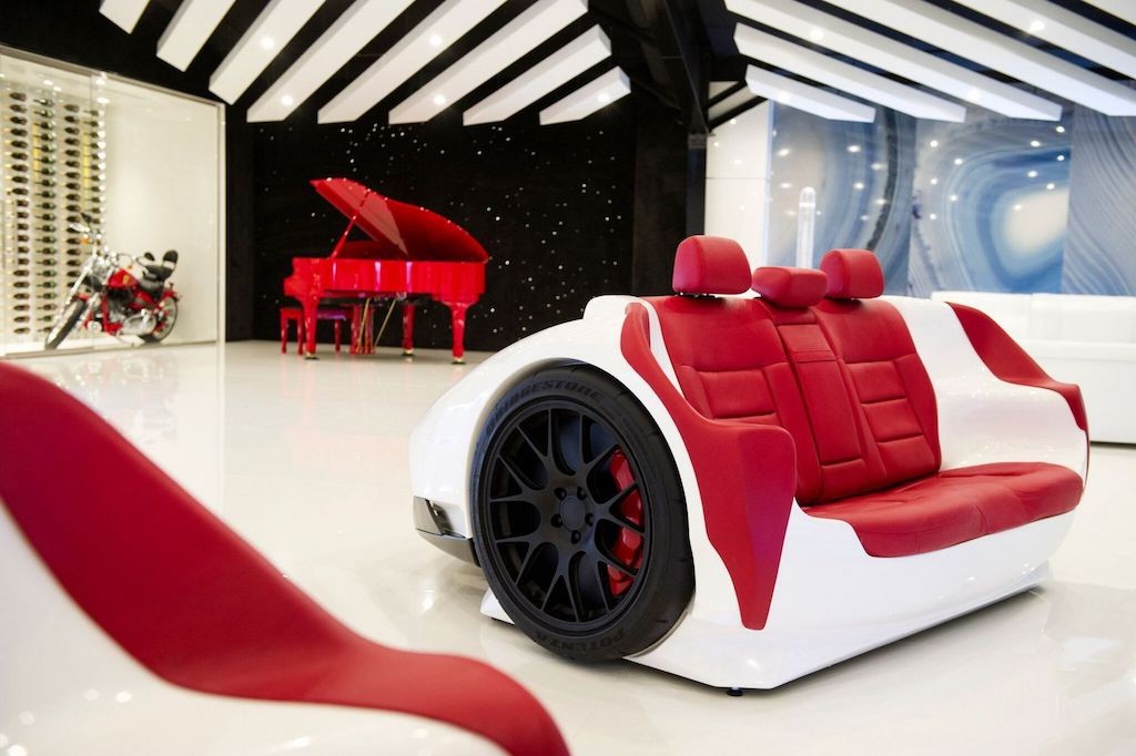 “Tròn mắt” với sofa hình Lamborghini Murcielago SV giá hơn 228 triệu ảnh 1