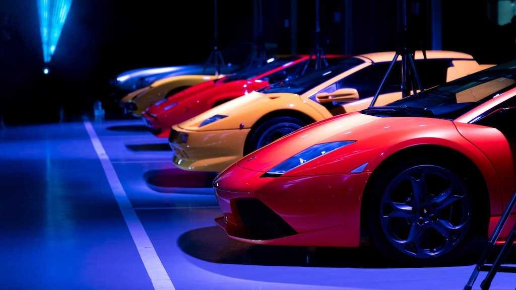 Lamborghini đã dành bất ngờ gì cho khách VIP tại dạ tiệc Giáng sinh 2019 của mình? ảnh 7