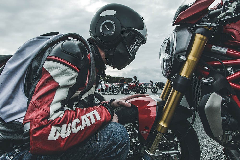 517 chiếc Ducati Monster diễu hành lập kỷ lục Thế giới ảnh 8
