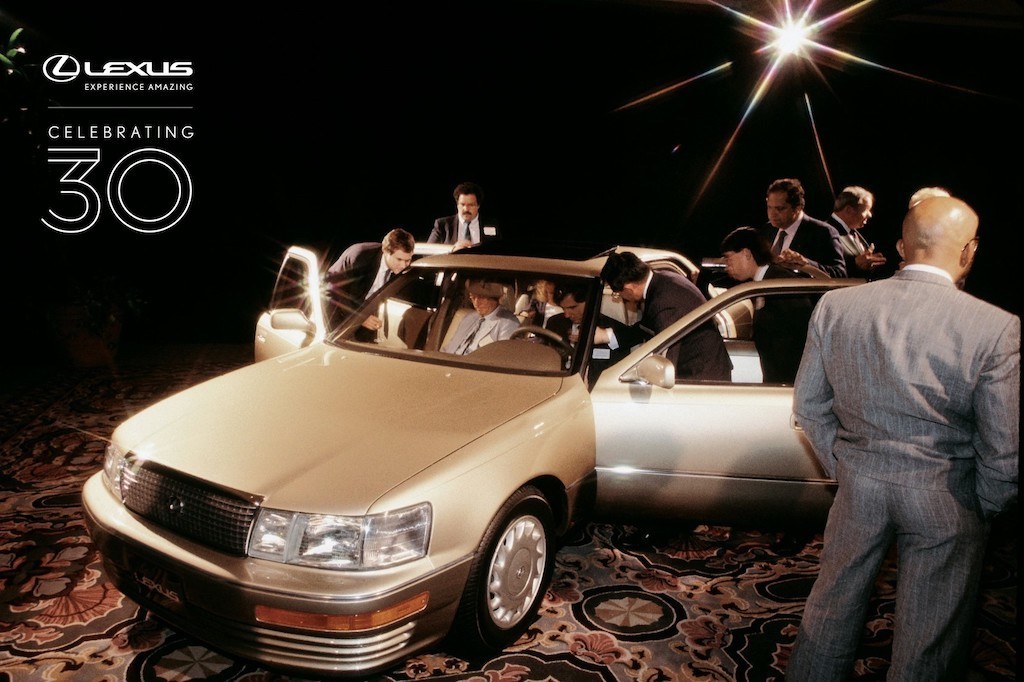 Điểm lại những dấu mốc lịch sử sau ba thập kỷ đối đầu với các “ông kẹ” xe sang của Lexus ảnh 3