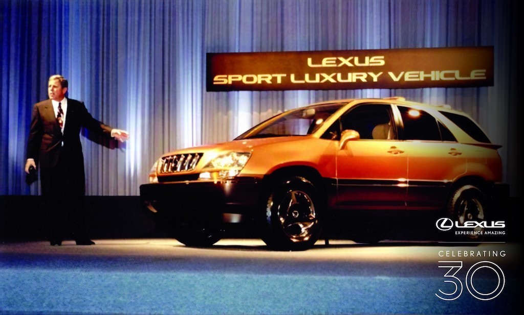 Điểm lại những dấu mốc lịch sử sau ba thập kỷ đối đầu với các “ông kẹ” xe sang của Lexus ảnh 6