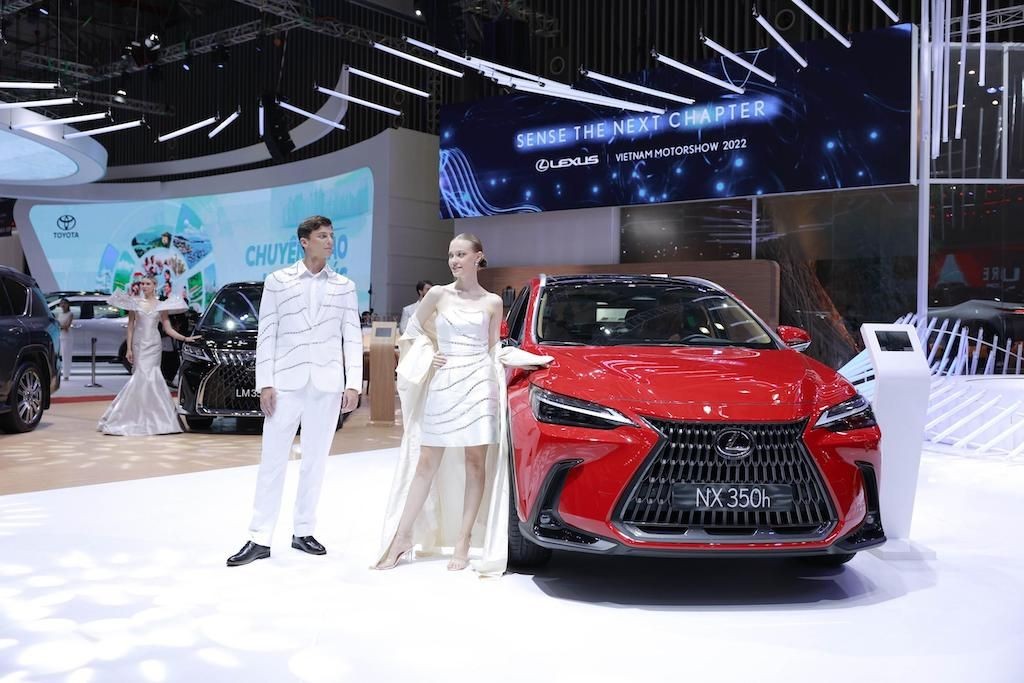 Chuẩn bị cho kỷ nguyên xe điện, Lexus đã hướng tới cá nhân hoá sự sang trọng tại VMS 2022 như thế nào? ảnh 17