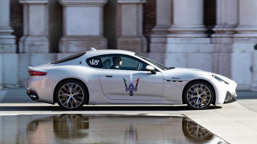 Sau bản chạy điện, coupe hạng sang Maserati GranTurismo thế hệ mới lại lộ bản chạy xăng “sang chảnh” nhưng... ảnh 7