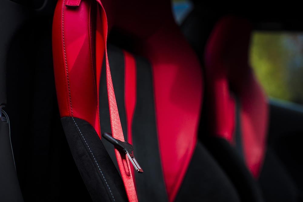 Siêu xe hàng thửa McLaren 570S Spider cho Lễ Tình nhân Valentine ảnh 4