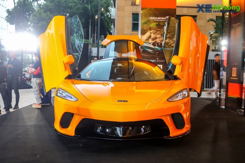 “Mục sở thị” McLaren GT thứ 2 Việt Nam, ngoại thất tươi sáng khác với chiếc đầu tiên ảnh 14