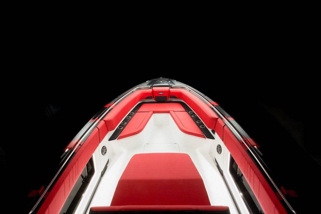Siêu du thuyền 1600PS phong cách Mercedes-AMG GT 63 S Coupe ảnh 9