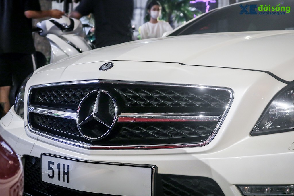 Cận cảnh hàng hiếm coupe 4 cửa thể thao Mercedes-Benz CLS 63 AMG tại Việt Nam ảnh 3