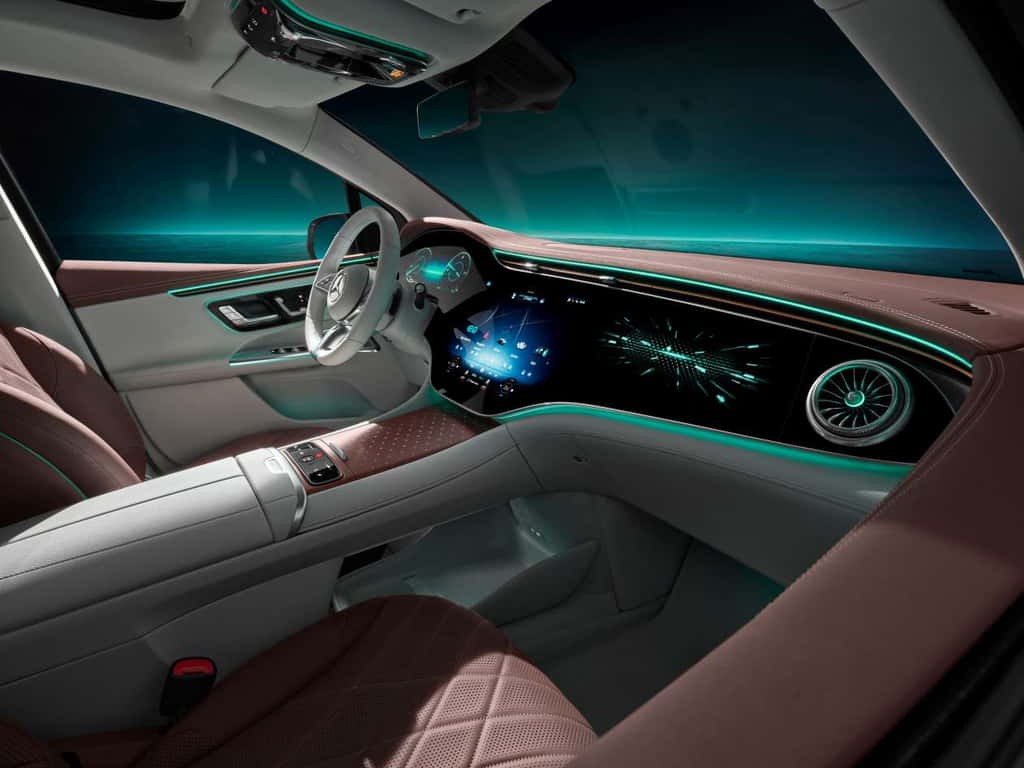 Ra mắt Mercedes-Benz EQE SUV 2023: Công nghệ ngập tràn, quãng đường di chuyển ấn tượng ảnh 12