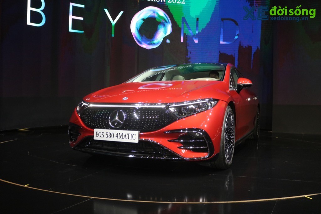 Mercedes đem EQS phân phối tại Việt Nam giá từ 4,839 tỷ đồng, tiên phong phân khúc xe điện hạng sang cỡ lớn ảnh 8